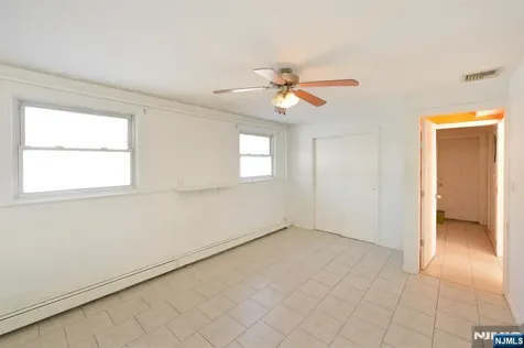 454 E Ridgewood Avenue Paramus NJ 07652