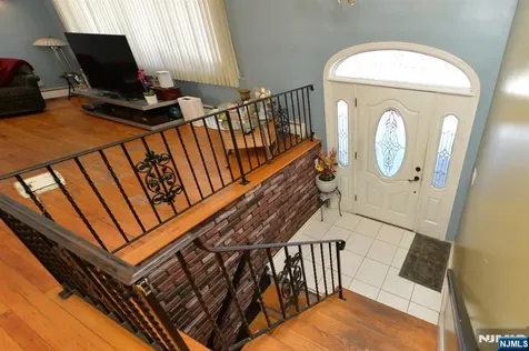 454 E Ridgewood Avenue Paramus NJ 07652