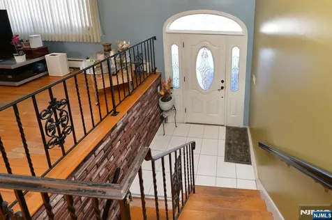 454 E Ridgewood Avenue Paramus NJ 07652