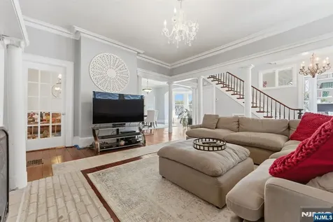 101 E Palisade Avenue Englewood NJ 07631