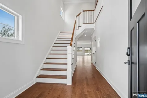 4 Plymouth Drive Livingston NJ 07039