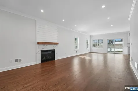 4 Plymouth Drive Livingston NJ 07039
