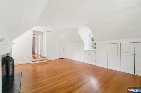 755 W Saddle River Road Ho-ho-kus NJ 07423