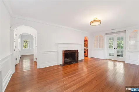 755 W Saddle River Road Ho-ho-kus NJ 07423