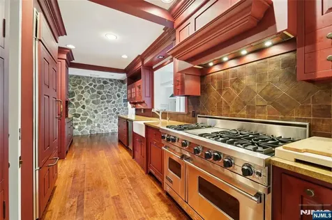 755 W Saddle River Road Ho-ho-kus NJ 07423
