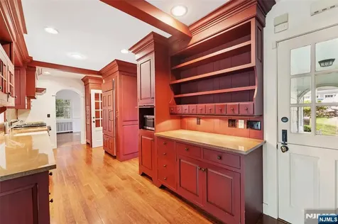 755 W Saddle River Road Ho-ho-kus NJ 07423