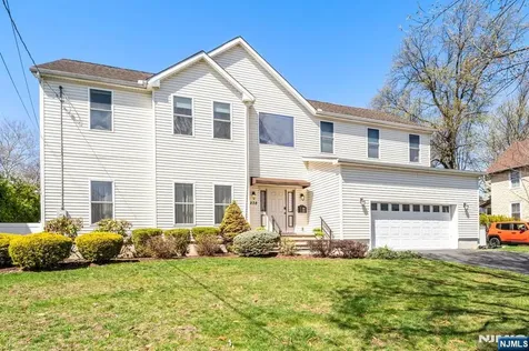 238 Park Avenue Teaneck NJ 07666