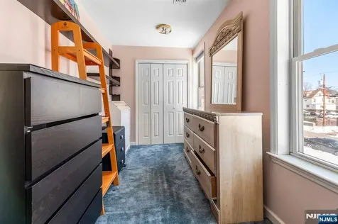 238 Park Avenue Teaneck NJ 07666