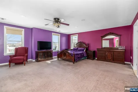 238 Park Avenue Teaneck NJ 07666