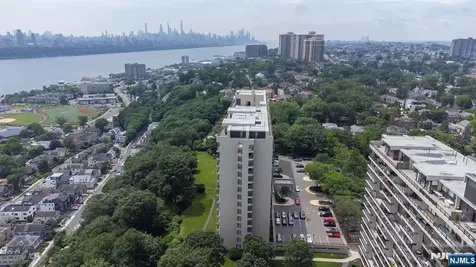 1 Horizon Fort Lee NJ 07024