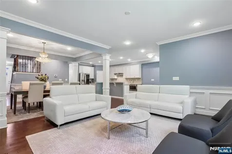 10 Winfield Drive Woodcliff Lake NJ 07677