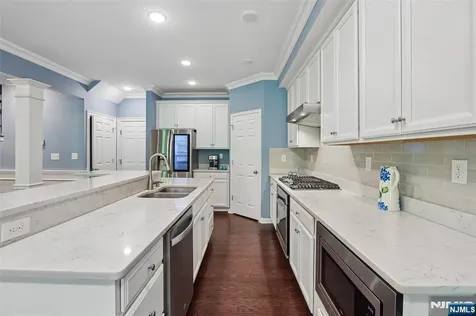 10 Winfield Drive Woodcliff Lake NJ 07677