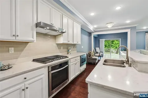 10 Winfield Drive Woodcliff Lake NJ 07677