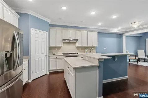 10 Winfield Drive Woodcliff Lake NJ 07677