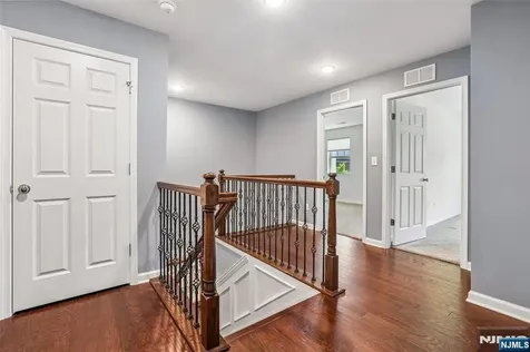 10 Winfield Drive Woodcliff Lake NJ 07677