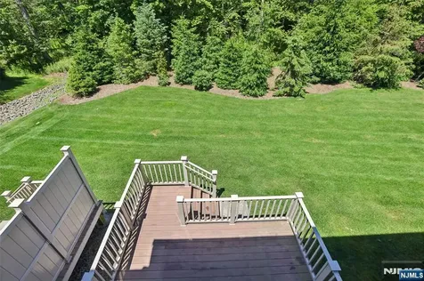 10 Winfield Drive Woodcliff Lake NJ 07677