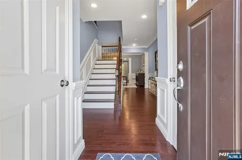 10 Winfield Drive Woodcliff Lake NJ 07677
