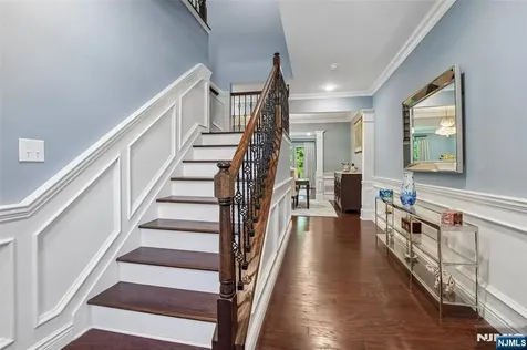 10 Winfield Drive Woodcliff Lake NJ 07677