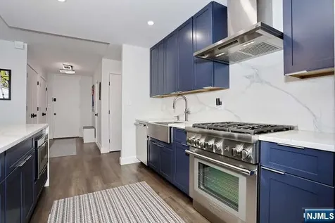 6 Horizon Road Fort Lee NJ 07024