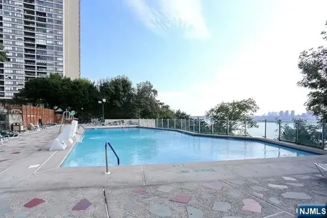 6 Horizon Road Fort Lee NJ 07024