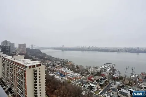 6 Horizon Road Fort Lee NJ 07024
