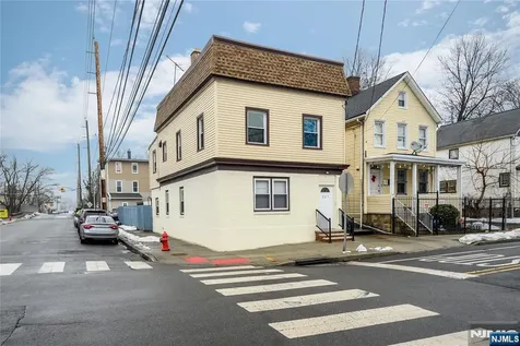 527 Cary Street Orange NJ 07050