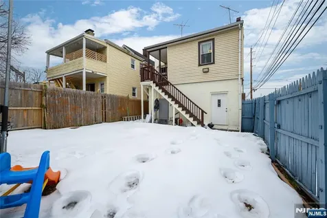 527 Cary Street Orange NJ 07050
