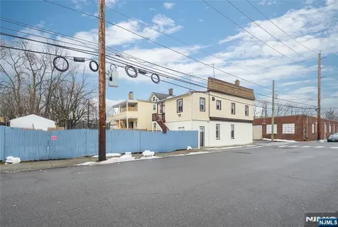 527 Cary Street Orange NJ 07050