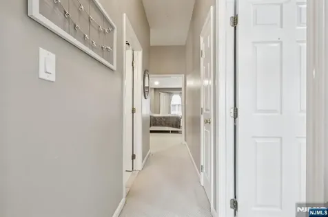 273 Roslyn Court West New York NJ 07093
