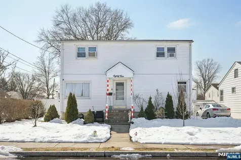 84 Richmond Street Lodi NJ 07644