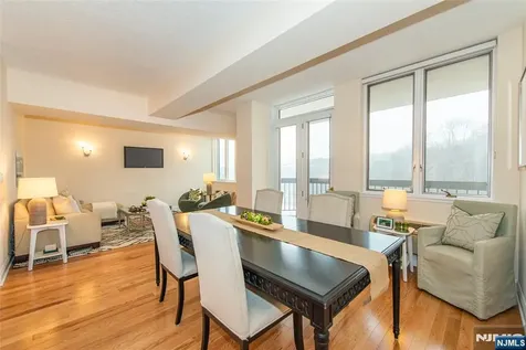 10 Smith Manor Boulevard West Orange NJ 07052