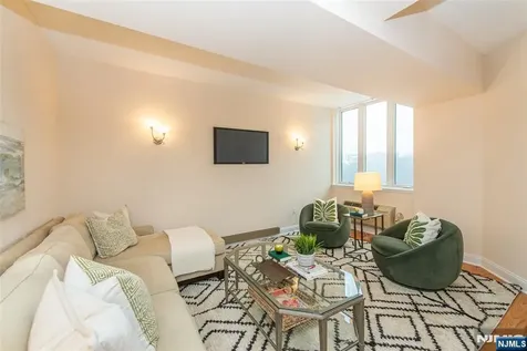 10 Smith Manor Boulevard West Orange NJ 07052