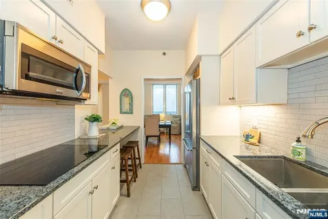 10 Smith Manor Boulevard West Orange NJ 07052