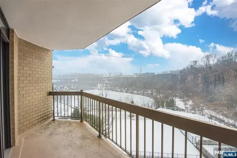 10 Smith Manor Boulevard West Orange NJ 07052