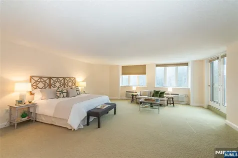 10 Smith Manor Boulevard West Orange NJ 07052