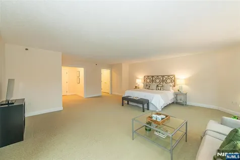 10 Smith Manor Boulevard West Orange NJ 07052