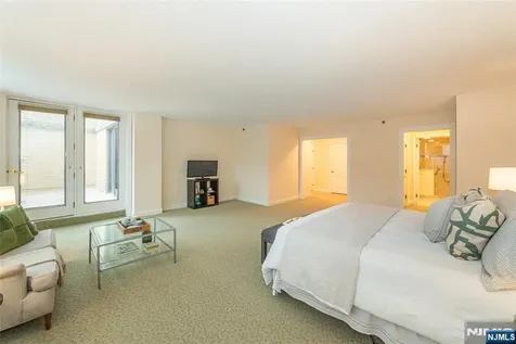 10 Smith Manor Boulevard West Orange NJ 07052