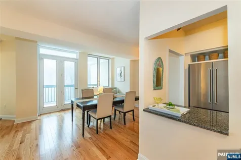 10 Smith Manor Boulevard West Orange NJ 07052