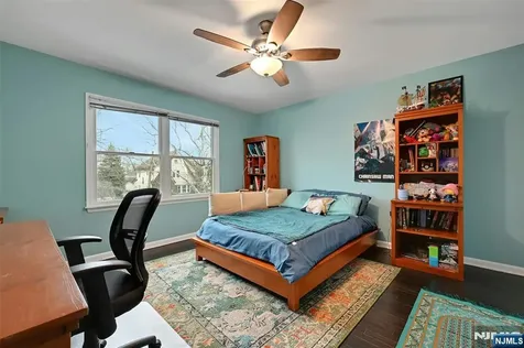 288 Schley Place Teaneck NJ 07666