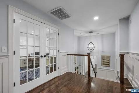 36 Clearwater Drive Ho-ho-kus NJ 07423