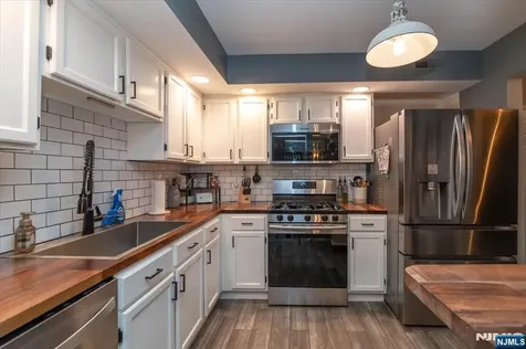 51 Beacon Hill Road West Milford NJ 07480
