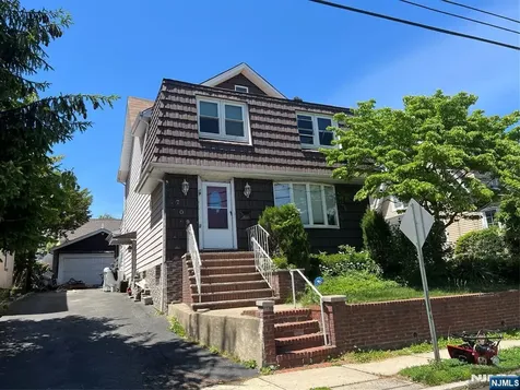 709 Kingsland Avenue Ridgefield NJ 07657