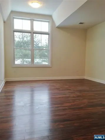 40 Russell Avenue Old Tappan NJ 07675
