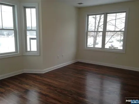 40 Russell Avenue Old Tappan NJ 07675