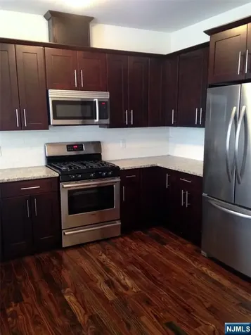 40 Russell Avenue Old Tappan NJ 07675