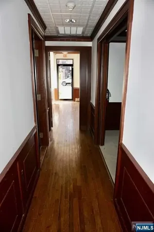 328 Broad Avenue Leonia NJ 07605