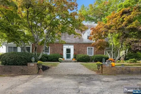 1850 Burnt Mills Road Bedminster NJ 07921