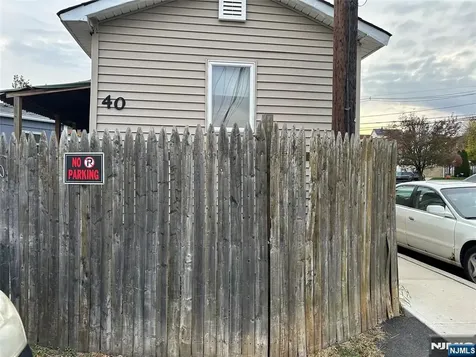 40 Poplar Lodi NJ 07644