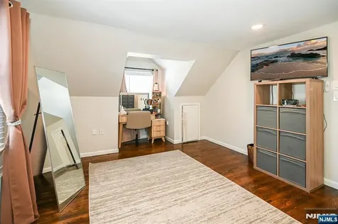 19 Glendale Street Nutley NJ 07110