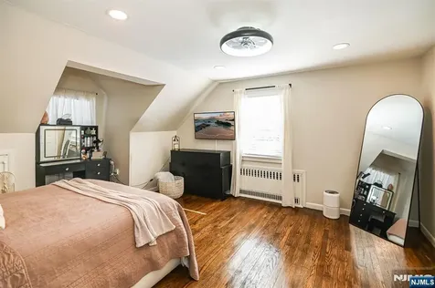 19 Glendale Street Nutley NJ 07110